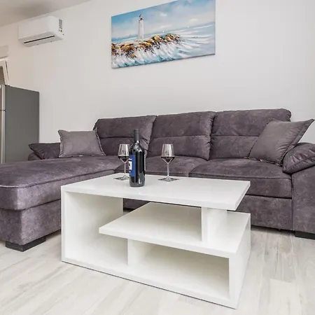 Bircic 1 By Interhome * Vir