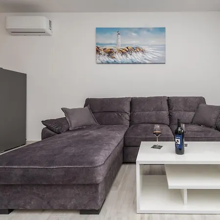 Bircic 1 By Interhome * Vir