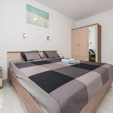 Bircic 1 By Interhome