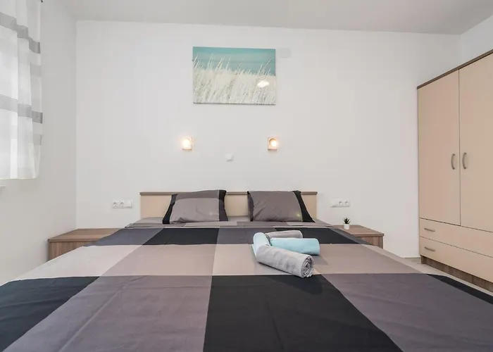 Bircic 1 By Interhome Vir